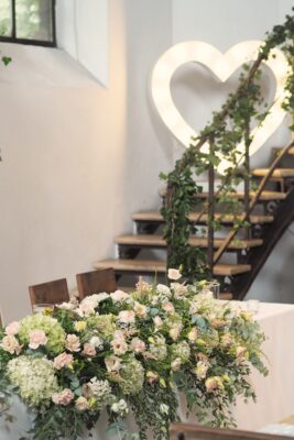 rustykalne wesele z duza iloscia zieleni